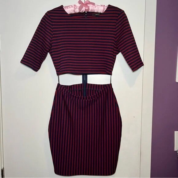 Forever 21 Striped Open Midriff Cut Out Dress Size S - Picture 1 of 5